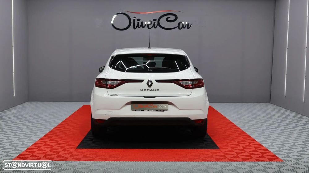 Renault Mégane 1.5 Blue dCi Limited EDC - 4
