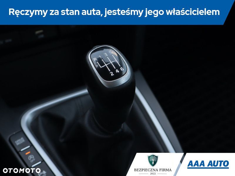 Kia Ceed - 16