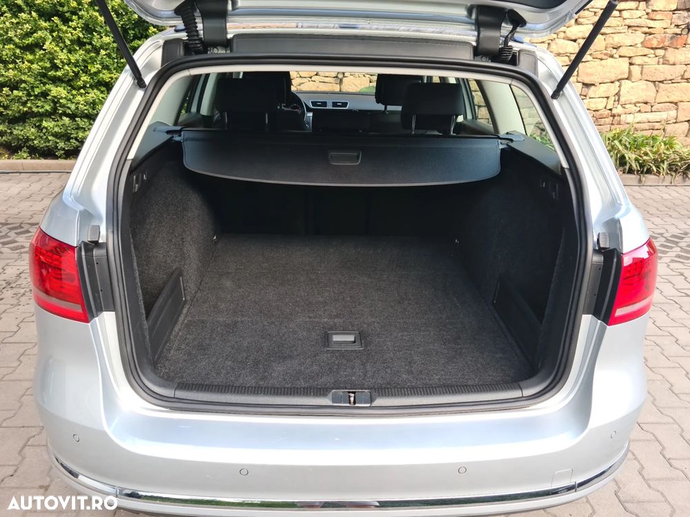 Volkswagen Passat Variant 2.0 TDI DSG BlueMotion Technology Comfortline - 11