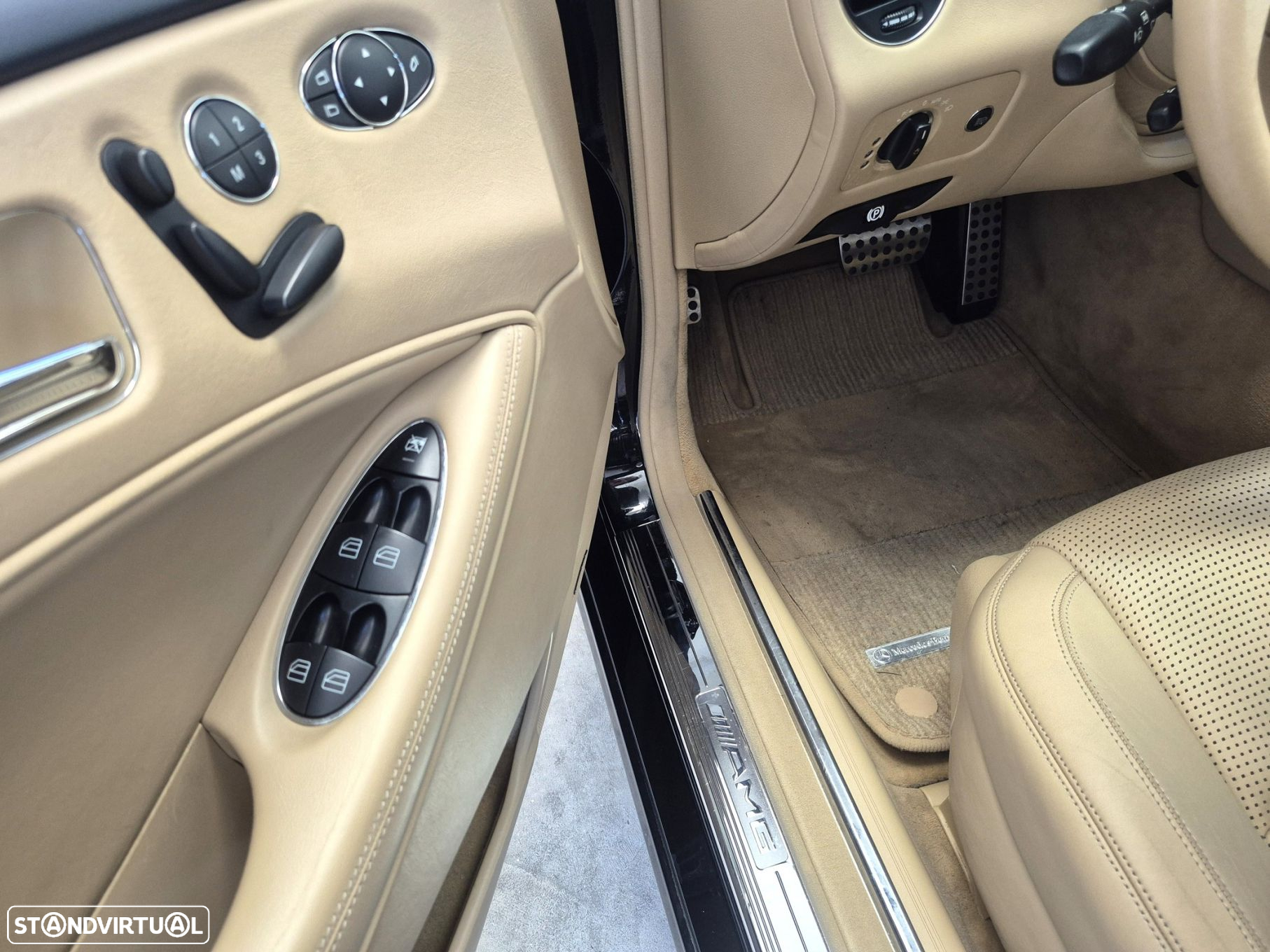 Mercedes-Benz CLS 55 AMG - 14
