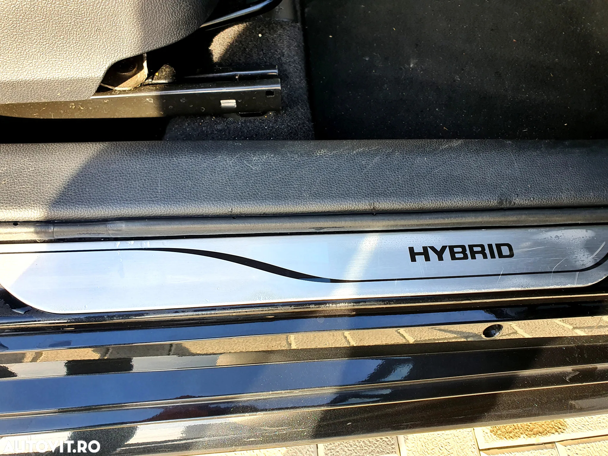 Toyota Corolla 1.8 Hybrid Touring Sports Business Edition - 17