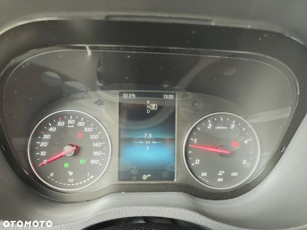 Mercedes-Benz Sprinter - 6