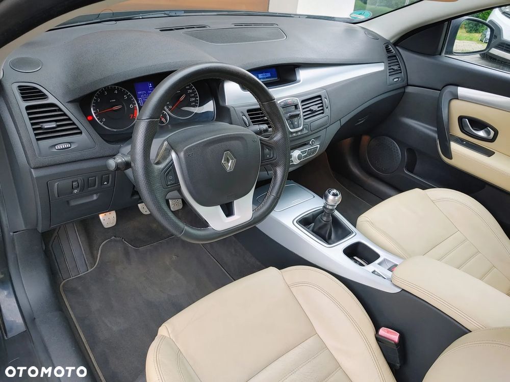 Renault Laguna 2.0T GT - 6