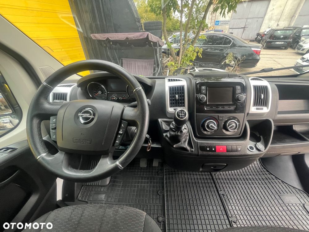 Opel Movano - 17