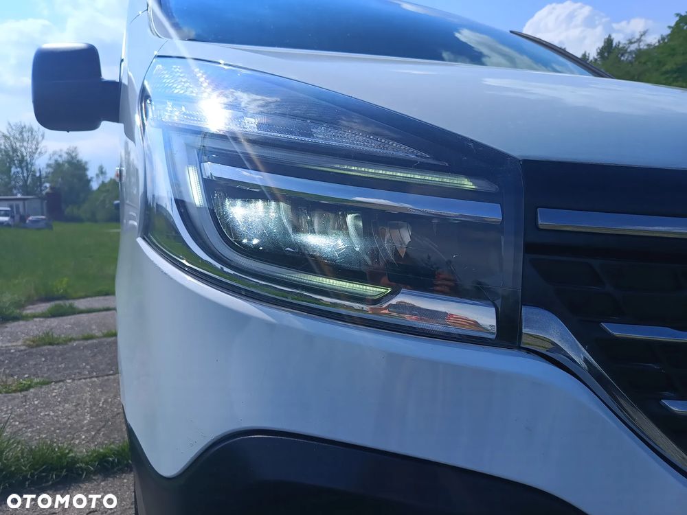 Renault Trafic L2H1 2.0 diesel 145kM 2019rok WEBASTO, CZUJNIKI PARKOWANIA, HAK, NIEWIELKI PRZEBIEG stan BDB, BEZWPADKOWY! - 22