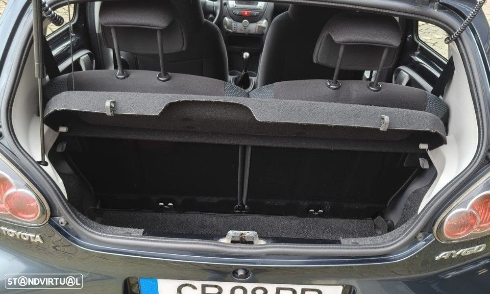 Toyota Aygo 1.0 - 13