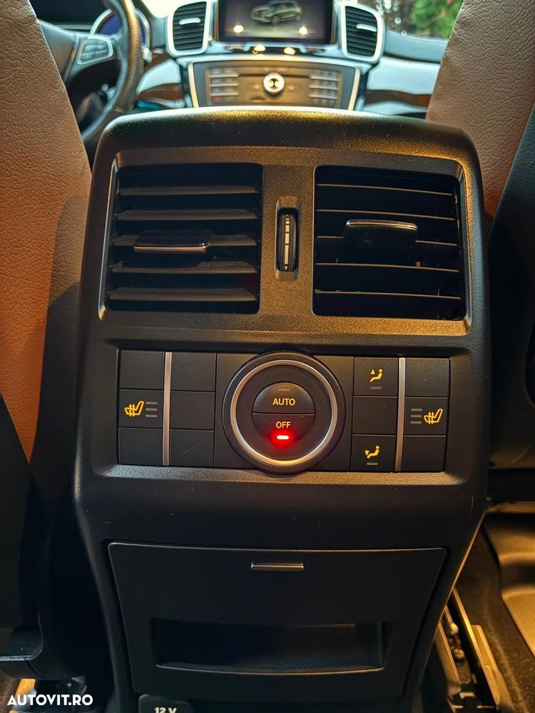 Mercedes-Benz GLE 350 d 4Matic 9G-TRONIC AMG Line - 13