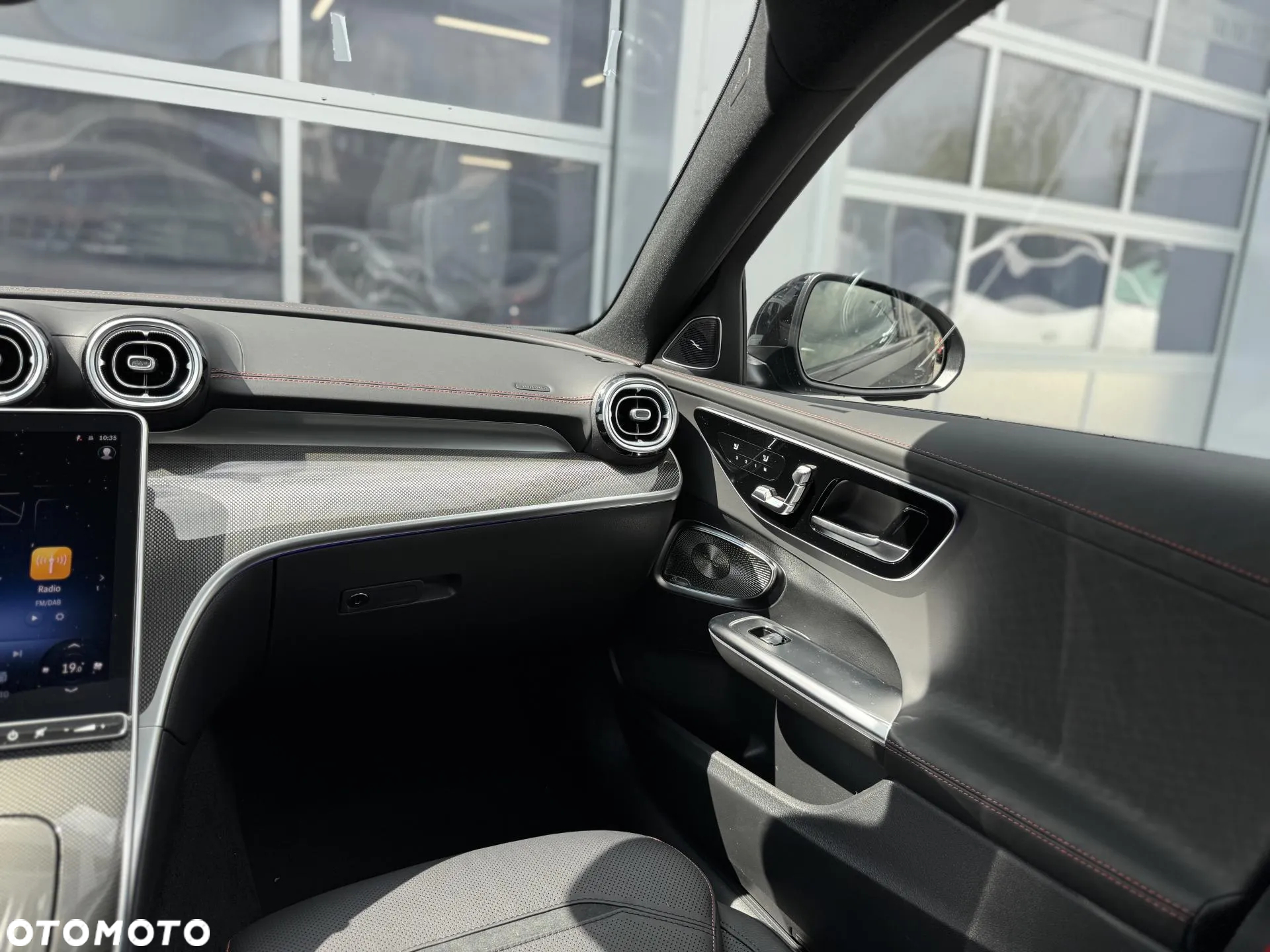 Mercedes-Benz Klasa C AMG 43 4Matic AMG Speedshift MCT9G - 16