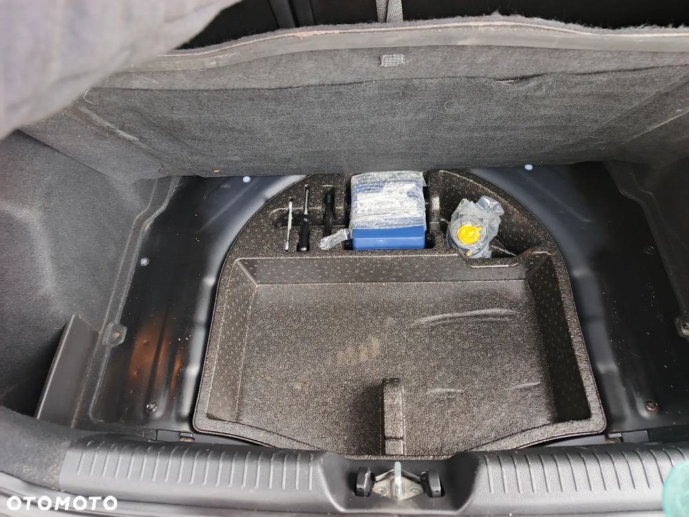Hyundai i30 i30cw 1.4 Fifa World Cup Edition - 35