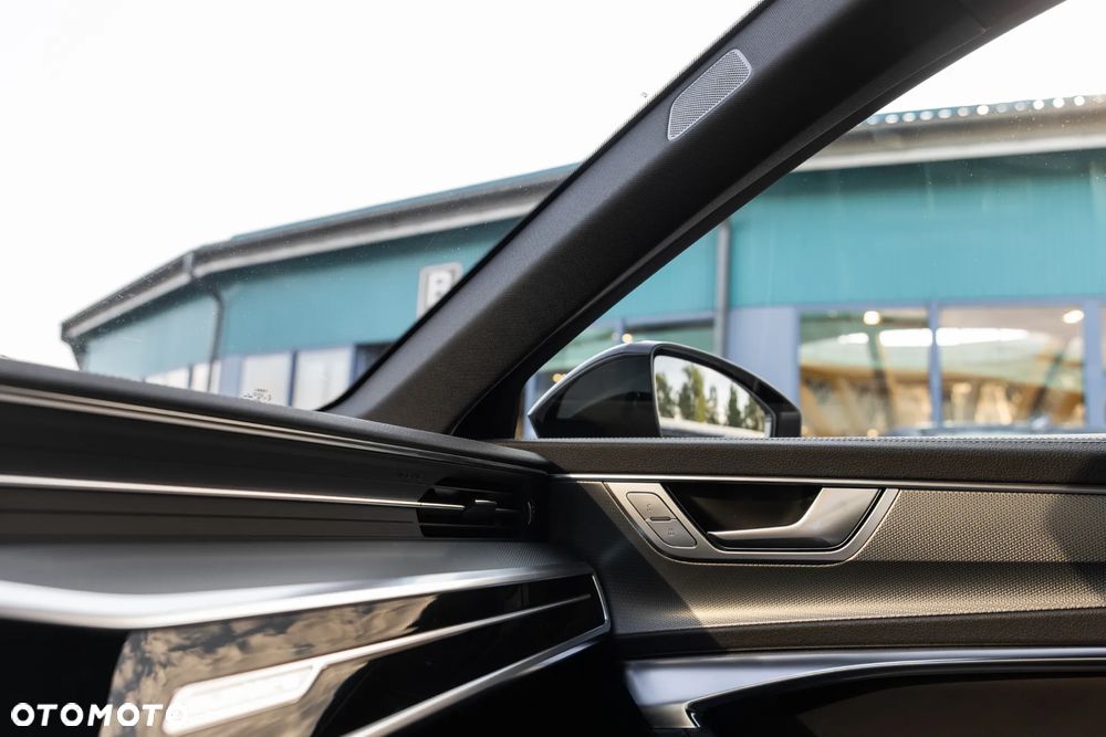 Audi A6 Allroad - 34
