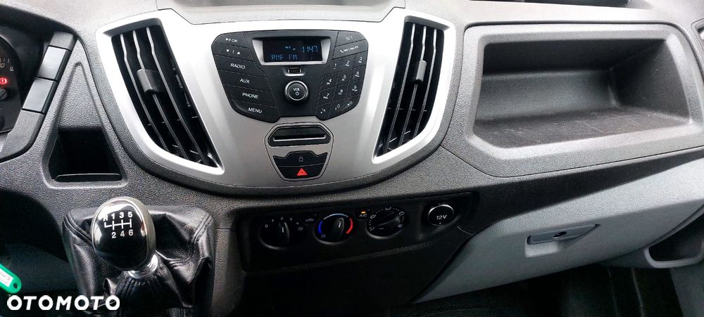 Ford TRANSIT - 12