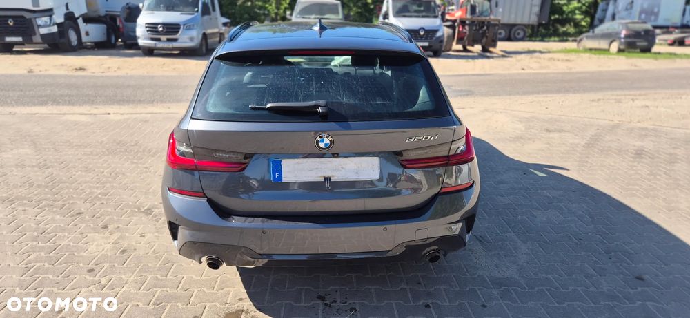 BMW Seria 3 - 14