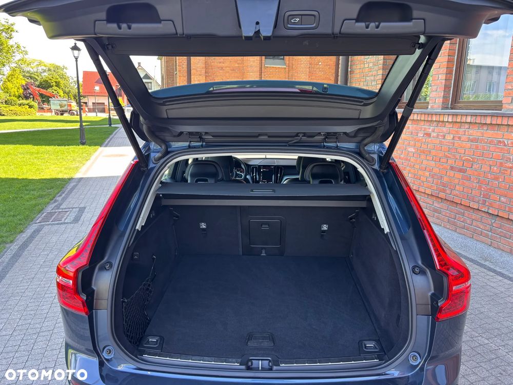 Volvo XC 60 D4 AWD Momentum - 12