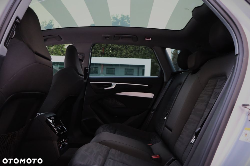 Audi A6 Avant - 24