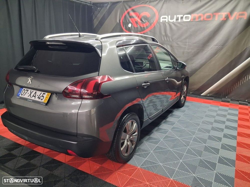 Peugeot 2008 1.2 PureTech Style - 7