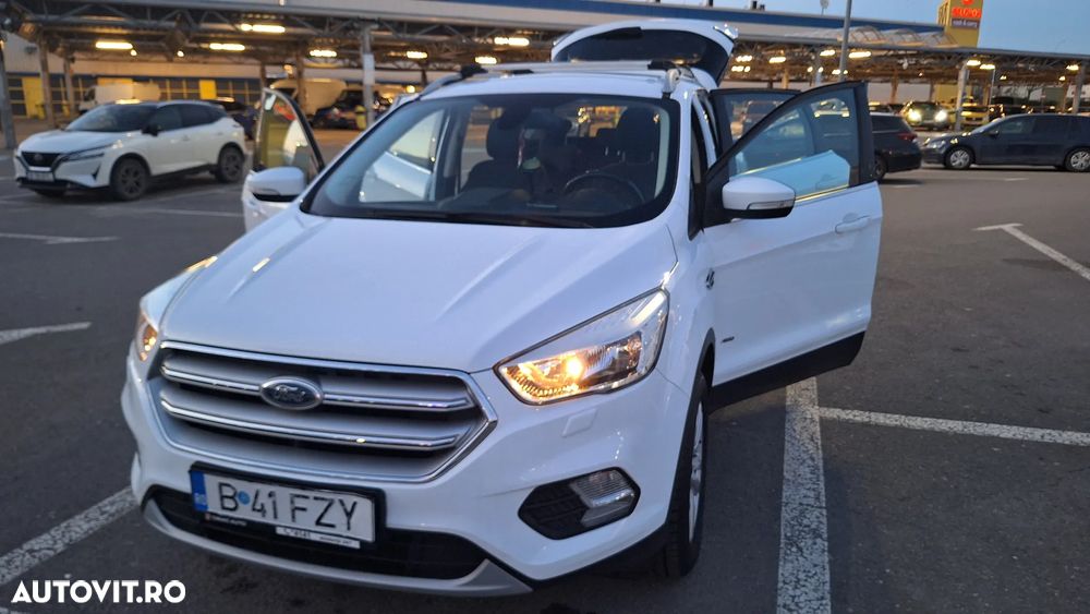 Ford Kuga 2.0 TDCi 4WD Powershift Trend - 17