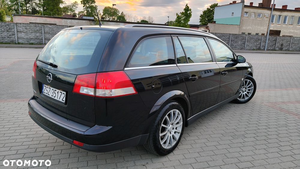 Opel Vectra 1.8 Essentia - 7