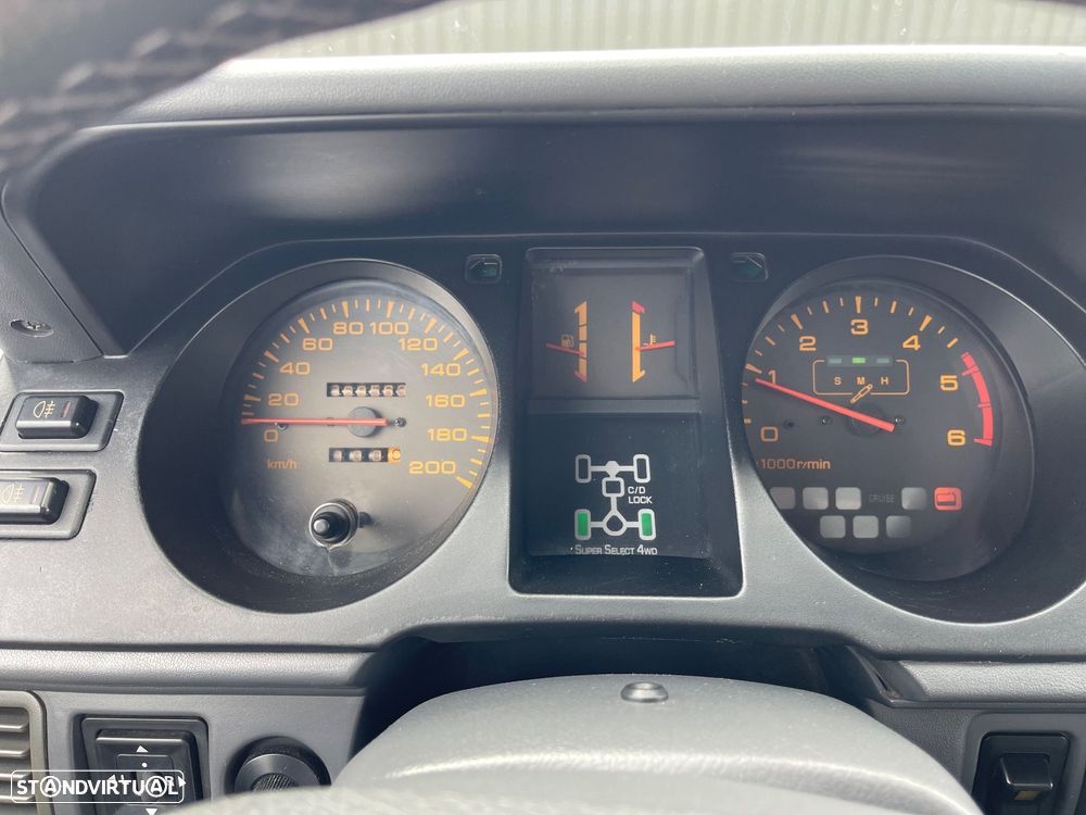 Mitsubishi Pajero 2.8 TD GLS Longo - 27