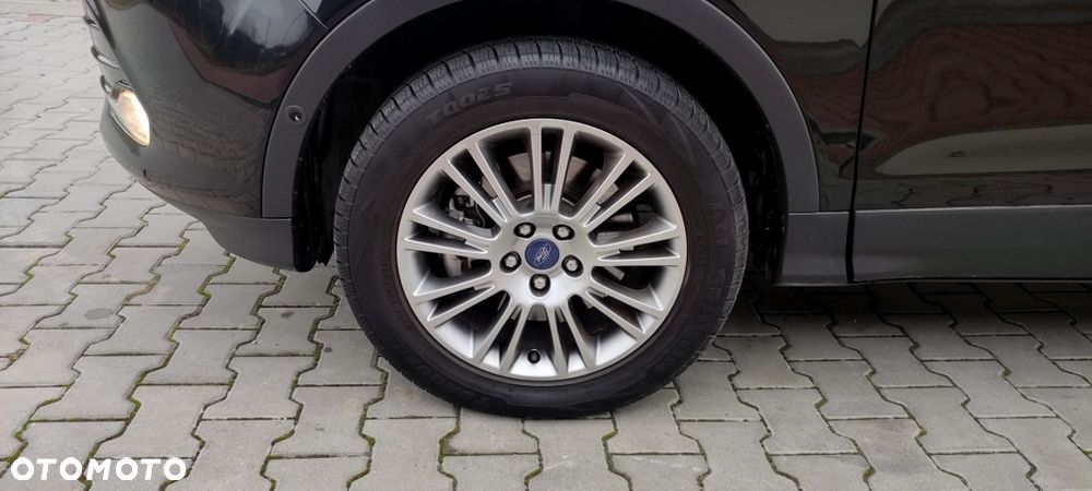 Ford Kuga 2.0 TDCi 2x4 Titanium - 19