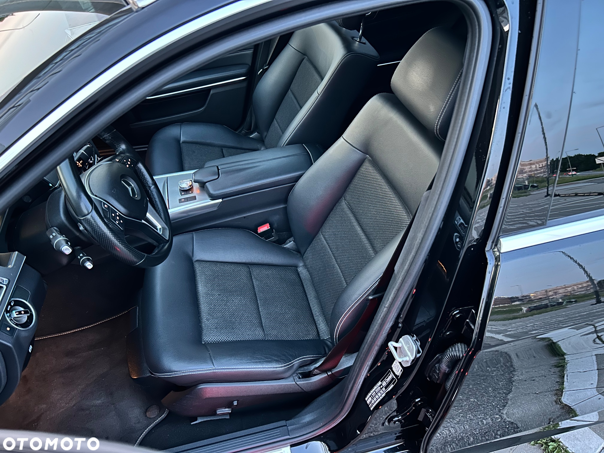Mercedes-Benz Klasa E 250 BlueTEC 4-Matic Avantgarde - 14