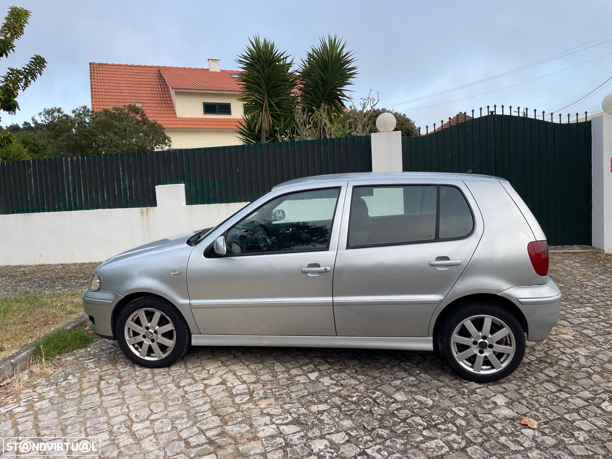 VW Polo 1.4 TDi Confortline ABS - 1