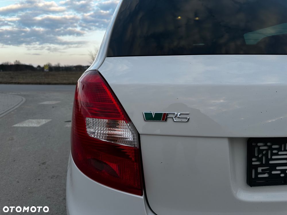 Skoda Fabia 1.4 TSI DSG RS - 13