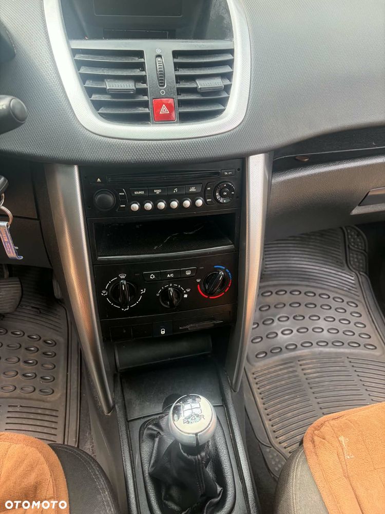 Peugeot 207 1.6 HDi - 9