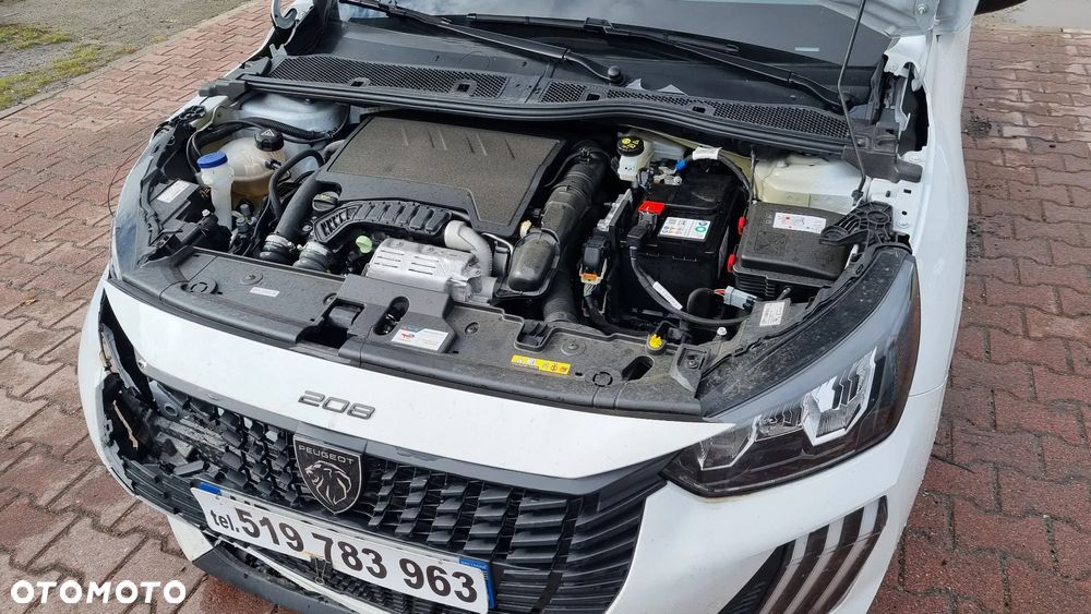 Peugeot 208 - 20