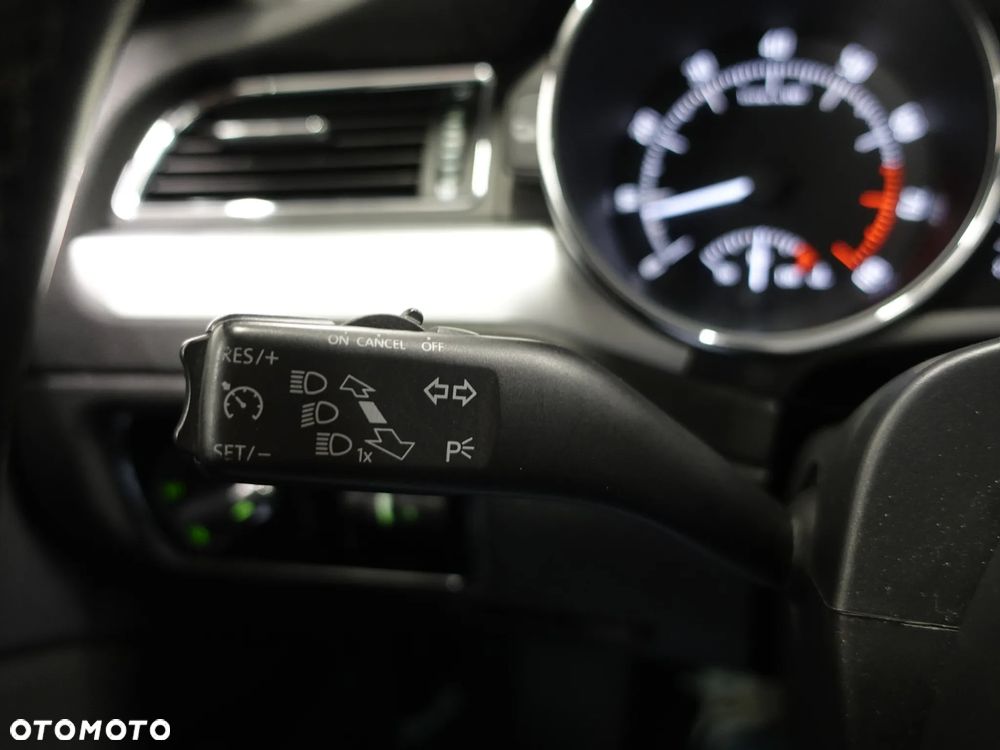 Skoda Superb 1.8 TSI Ambition - 38