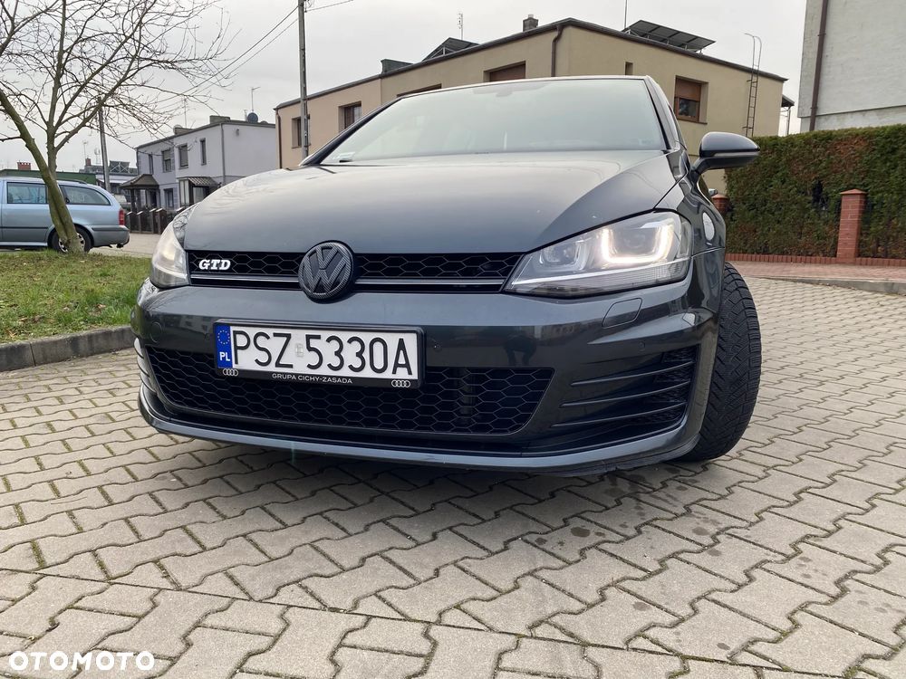 Volkswagen Golf 2.0 TDI BMT GTD DSG - 8