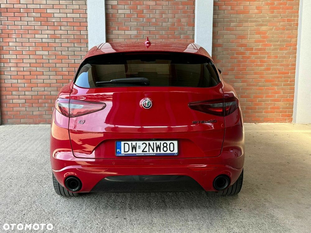 Alfa Romeo Stelvio 2.0 Turbo Veloce Q4 - 6