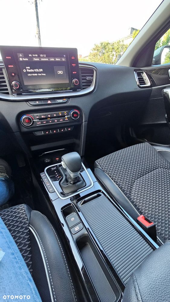 Kia Ceed 1.5 T-GDI L DCT - 16
