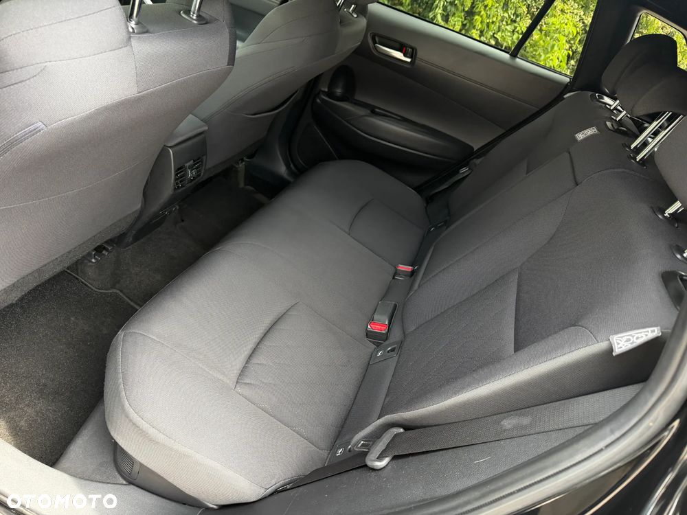 Toyota Corolla Cross 2.0 Hybrid Comfort - 35