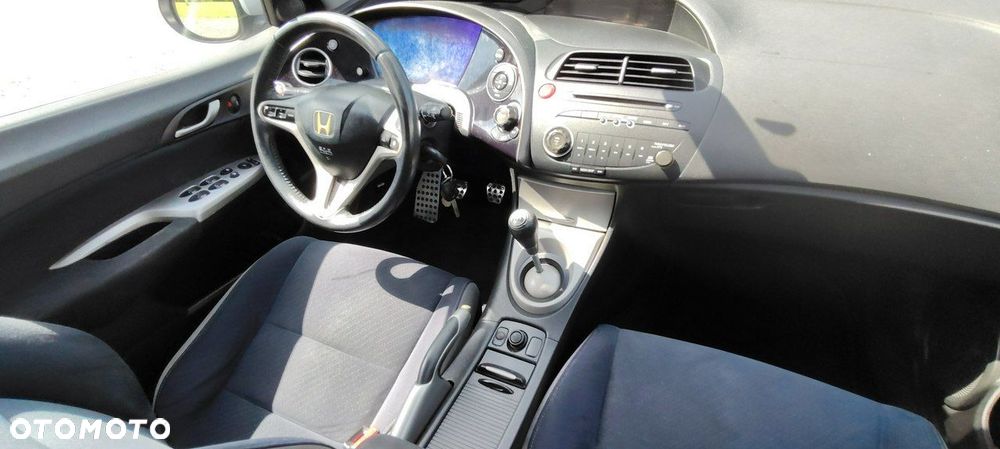 Honda Civic - 9