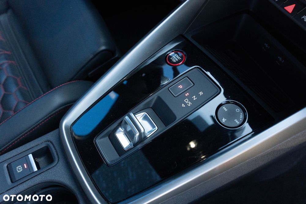 Audi RS3 Sportback - 4