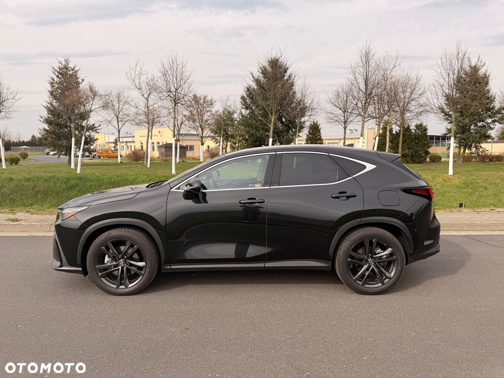 Lexus NX 450h+ Prestige AWD - 4