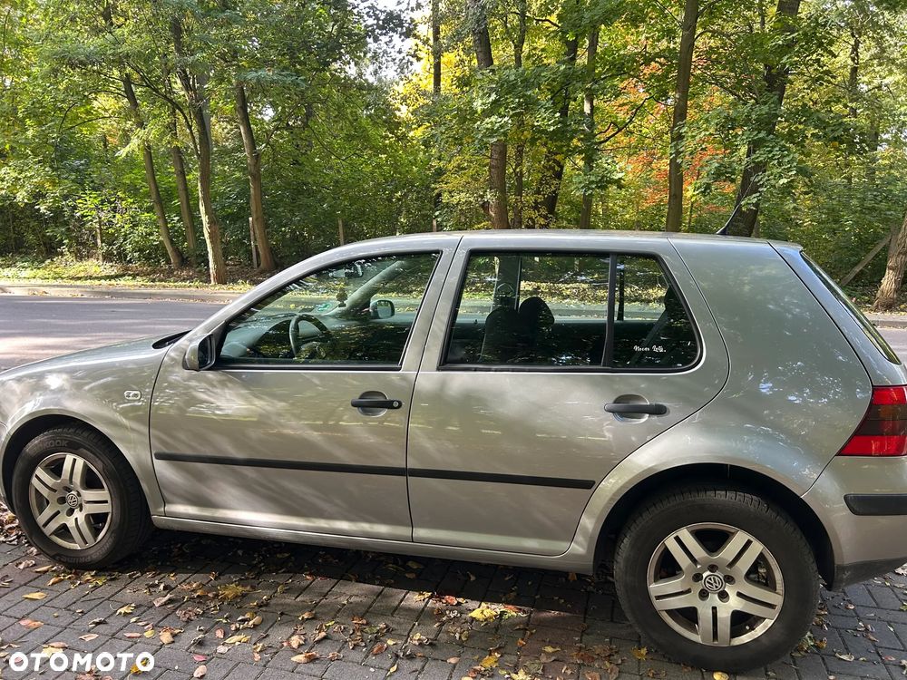 Volkswagen Golf IV 1.4 16V Comfortline - 4