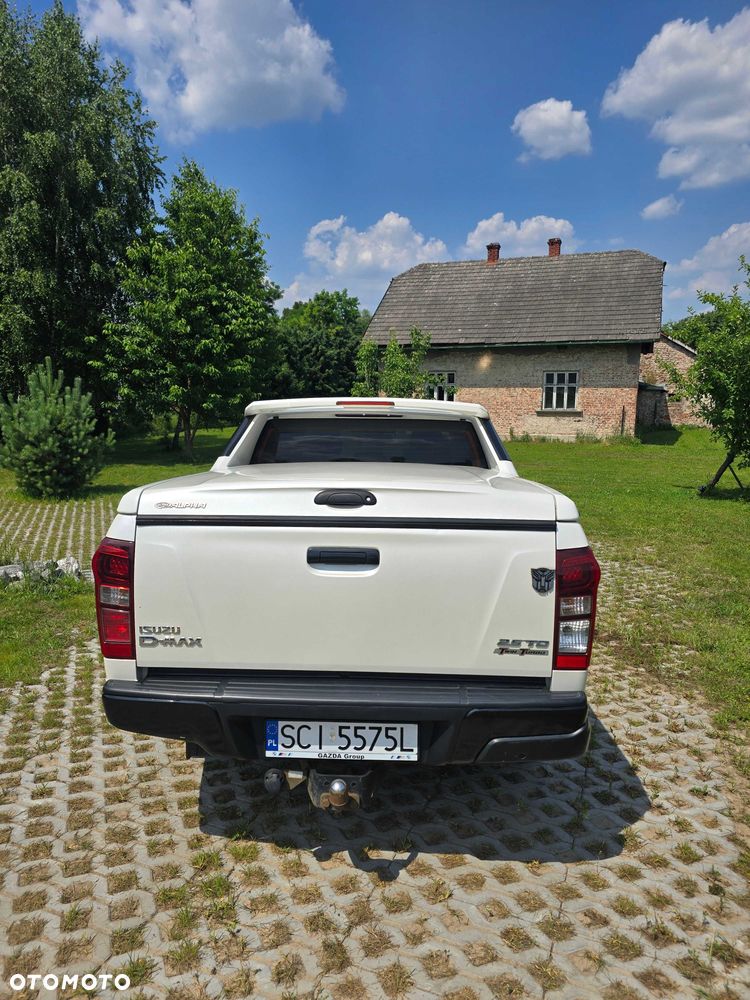 Isuzu D-Max - 5