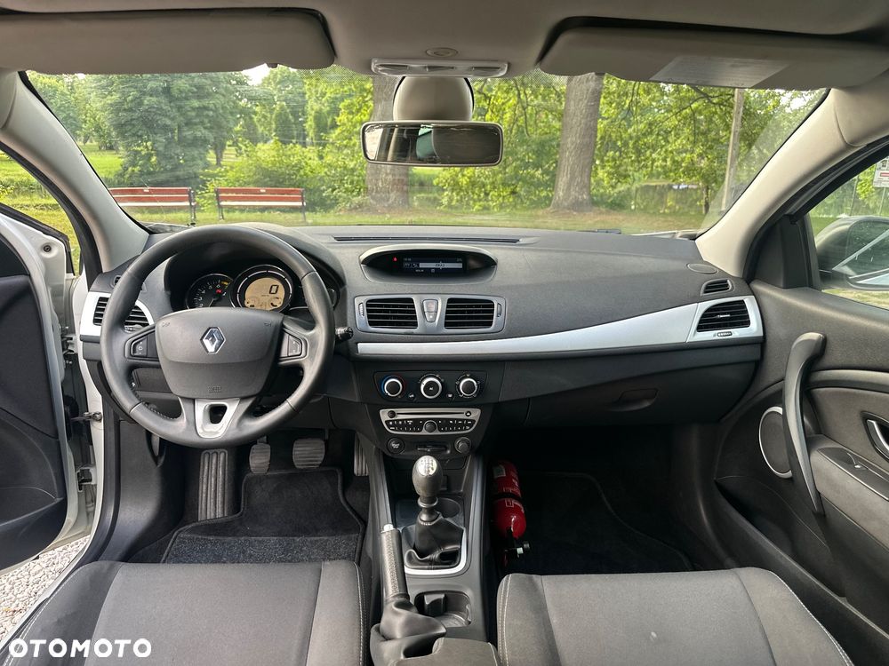 Renault Megane 1.6 16V Luxe Dynamique - 6