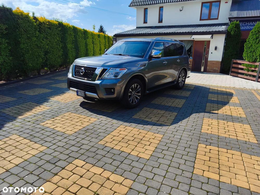 Nissan Armada - 2