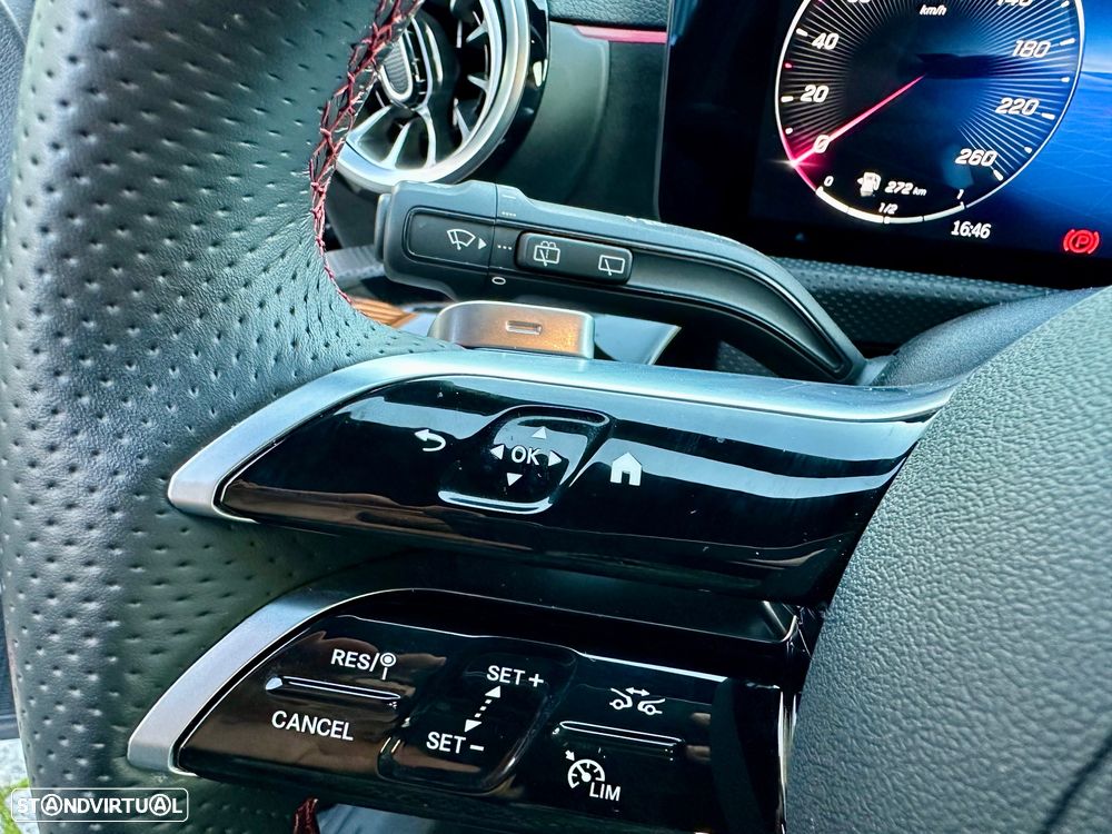 Mercedes-Benz A 200 AMG Line Aut. - 31