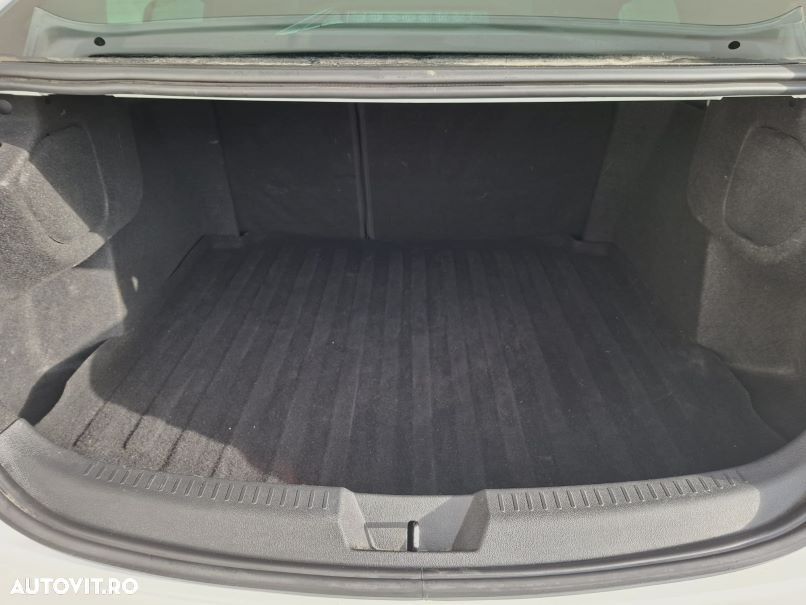 Renault Megane TCe GPF EDC Intens - 9