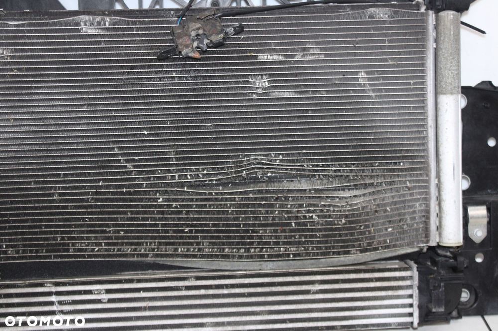 RENAULT SCENIC III 09R- 1.5 DCI PAS PRZEDNI CHŁODNICE KOMPLET - 4