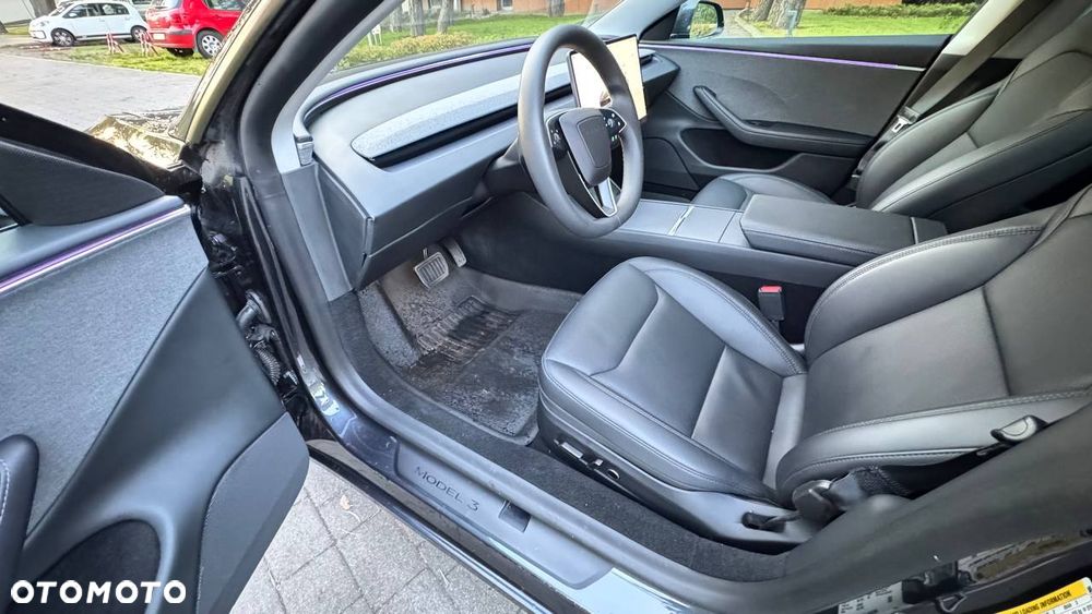 Tesla Model 3 Langstreckenbatterie Allradantrieb Dual Motor - 11