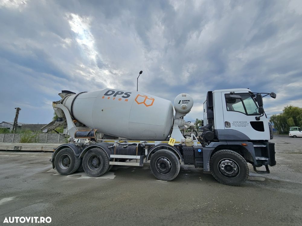 Ford 4142M - 1