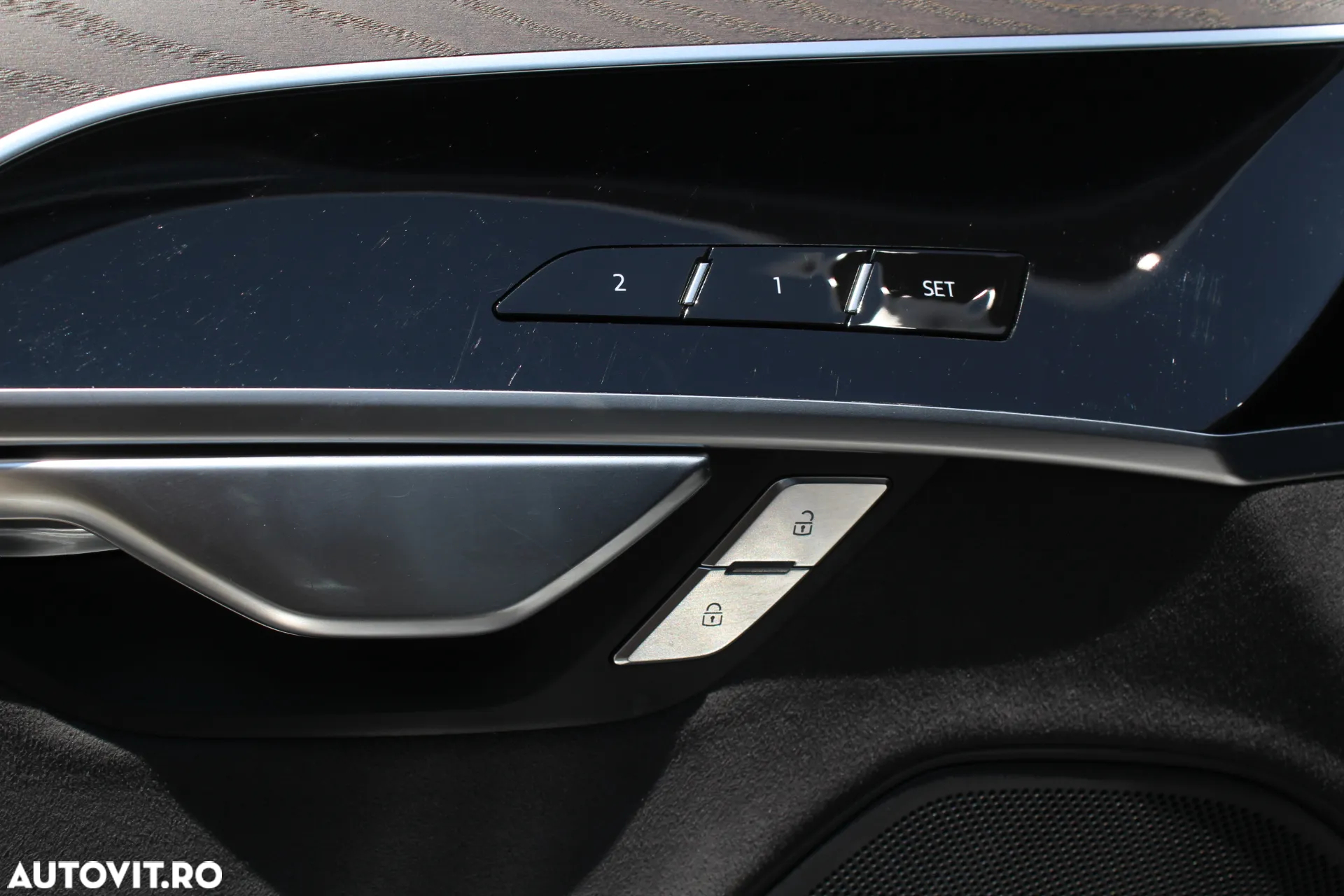 Audi A8 55 TFSI quattro Tiptronic MHEV - 17