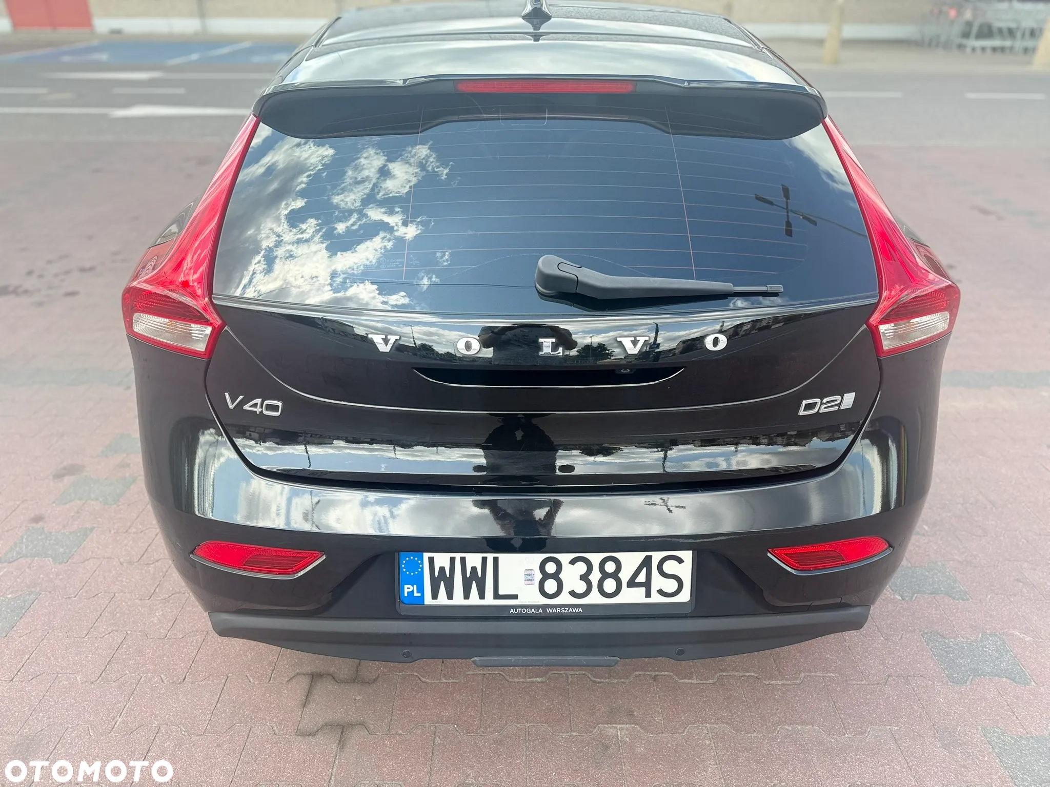 Volvo V40 D2 Inscription - 9