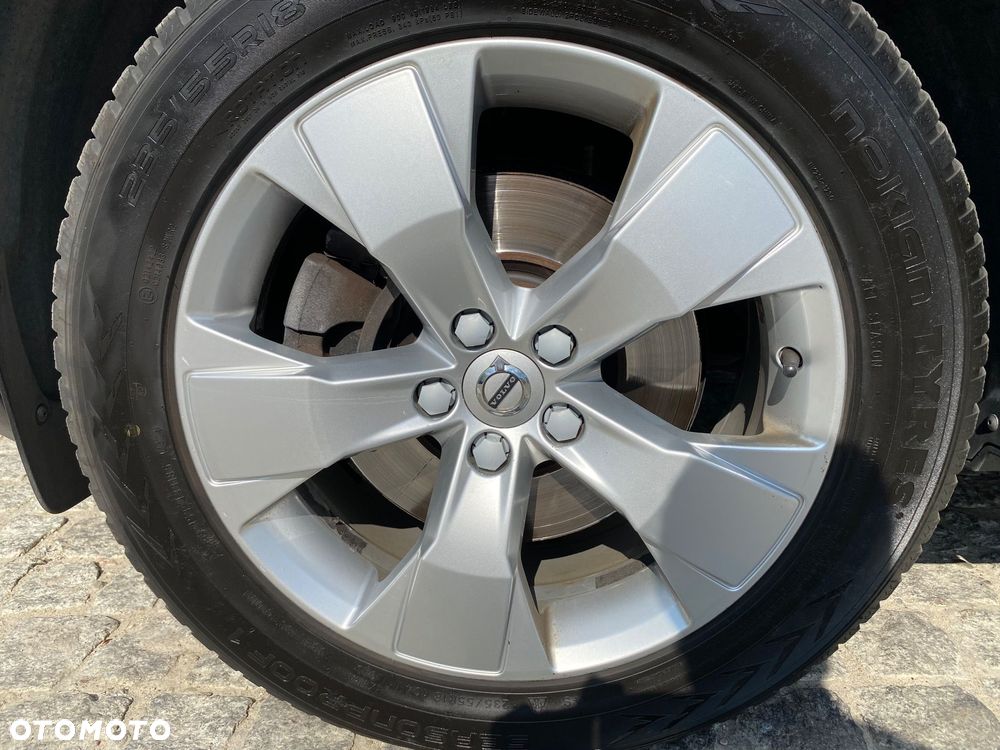 Volvo XC 40 D4 AWD Momentum Pro - 20