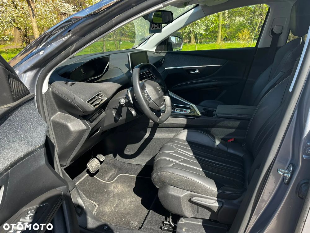 Peugeot 3008 1.2 PureTech GPF Allure S&S EAT8 - 10