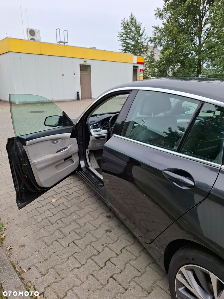 BMW 5GT 535i - 10